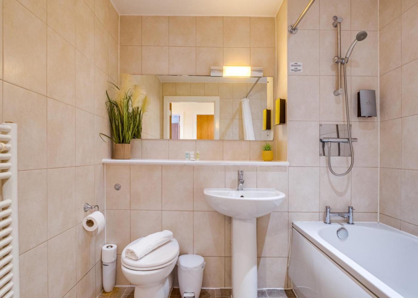 Chinatown - One Bed - Balcony - Secure Parking - Fast Wifi - Birmingham City Centre - 49A Екстер'єр фото