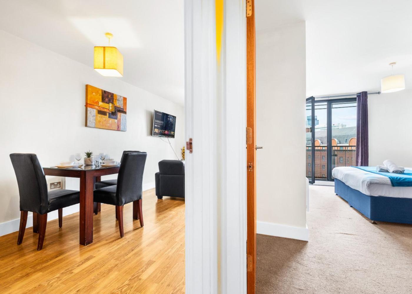 Chinatown - One Bed - Balcony - Secure Parking - Fast Wifi - Birmingham City Centre - 49A Екстер'єр фото